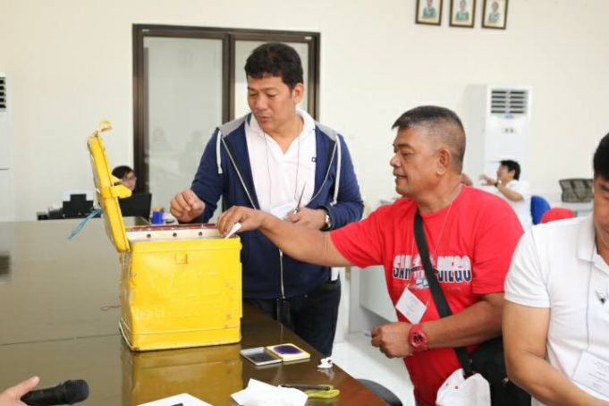 Members of the Association of Barangay Captains held their election of ...